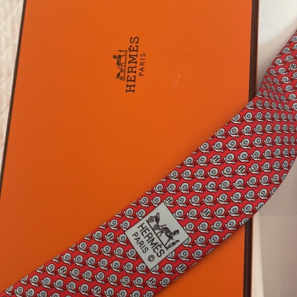 Hermes - Paris Necktie - Picture 4 of 12